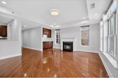 500 North and South Road #103, University City, MO 63130 - Photo 6