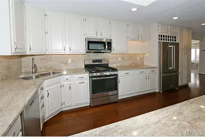500 Beaucaire Drive, Warson Woods, MO 63122 - Photo 10