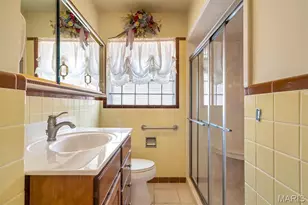 5938 Keith Pl, Saint Louis, MO 63109 - Photo 14