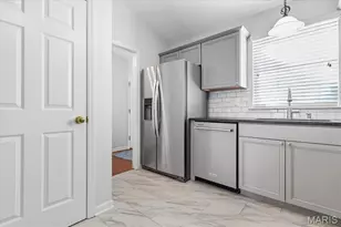 12 Quiet Meadow Ct, Saint Peters, MO 63376 - Photo 10