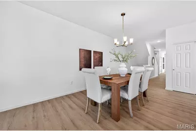 210 Marais Temps Clair Way, Saint Charles, MO 63301 - Photo 6