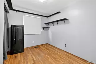2286 Westglen Park Dr, Maryland Heights, MO 63043 - Photo 22