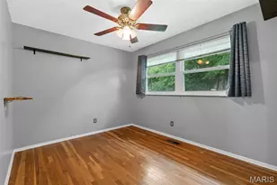 2286 Westglen Park Dr, Maryland Heights, MO 63043 - Photo 24