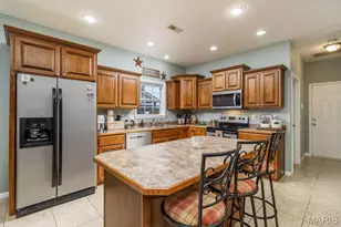 19904 Divine Rd, Lebanon, MO 65536 - Photo 8