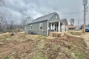 205 N Smith St, Park Hills, MO 63601 - Photo 6