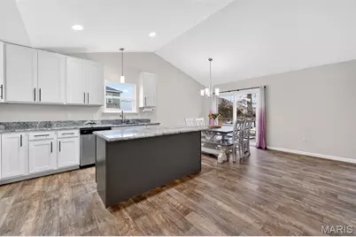 506 Hickory Knoll Drive, Troy, MO 63379 - Photo 6