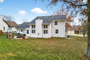 3629 Meadowglen Ct, Saint Charles, MO 63303 - Photo 54