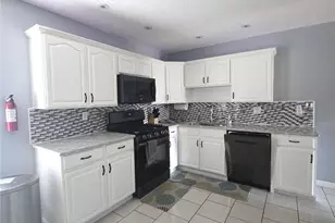 2632 Causeway Dr, Saint Louis, MO 63125 - Photo 6