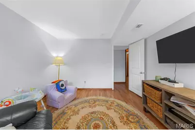 553 Holland Avenue, Saint Louis, MO 63119 - Photo 22