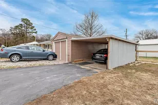 1483 Veterans Dr, De Soto, MO 63020 - Photo 32