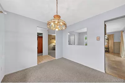 2590 Hackney Drive, Florissant, MO 63033 - Photo 8