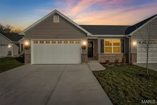 422 Harry Truman Ct, Festus, MO 63028 - Photo 2