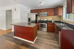 2349 Hudson Rd, Saint Louis, MO 63136 - Photo 2