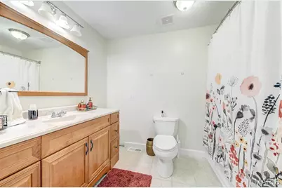 4561 Laclede Avenue #B, Saint Louis, MO 63108 - Photo 36