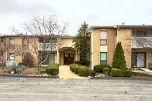 444 N Clay Ave, Saint Louis, MO 63122 - Photo 1