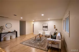 3075 Blackwood Dr, Florissant, MO 63033 - Photo 8