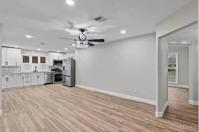 2956 Chevron Drive, Saint Louis, MO 63125 - Photo 24