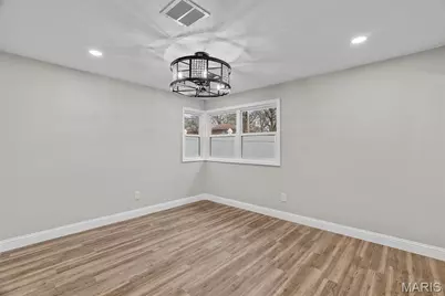 2956 Chevron Drive, Saint Louis, MO 63125 - Photo 28
