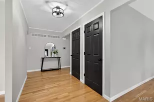 4 Sunnydays Ct, Saint Charles, MO 63303 - Photo 8