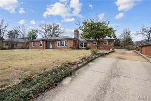 8621 S Laclede Station Rd, Unincorporated, MO 63123 - Photo 32