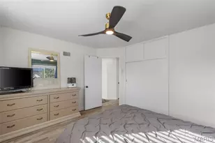 6301 Ashbury Dr, Saint Louis, MO 63123 - Photo 22