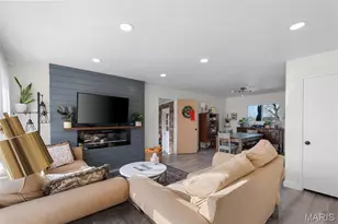 6301 Ashbury Dr, Saint Louis, MO 63123 - Photo 4