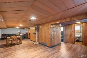 6301 Ashbury Dr, Saint Louis, MO 63123 - Photo 26