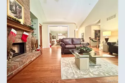 1140 Water View Lane, O'Fallon, MO 63366 - Photo 10