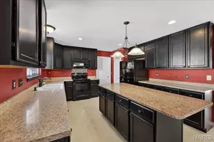 917 Emerald Oaks Ct, Eureka, MO 63025 - Photo 18
