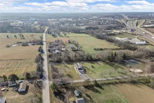 1937 N Commercial Ave, Saint Clair, MO 63077 - Photo 20