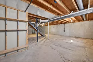 618 Running Creek Dr, Ballwin, MO 63021 - Photo 46