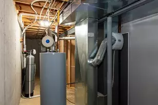 1011 Pine Creek Dr, Wentzville, MO 63385 - Photo 44