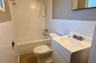 1370 Flicker Dr, Florissant, MO 63031 - Photo 16