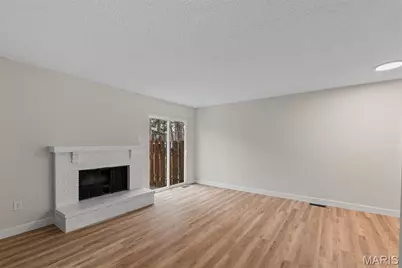 2041 Silent Spring Drive, Maryland Heights, MO 63043 - Photo 14