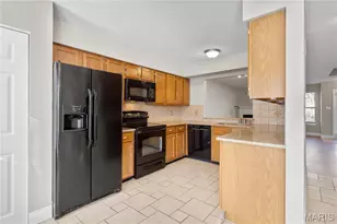 955 Quail Meadows Ct, Chesterfield, MO 63017 - Photo 8