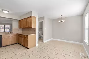 955 Quail Meadows Ct, Chesterfield, MO 63017 - Photo 10