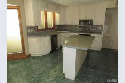 1062 Patience Drive, Florissant, MO 63034 - Photo 2