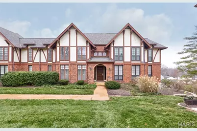 927 Claytonbrook Drive #3, Ballwin, MO 63011 - Photo 2