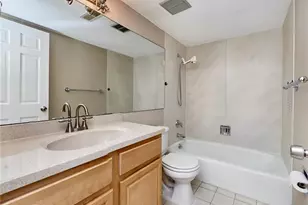 927 Claytonbrook Dr, Ballwin, MO 63011 - Photo 18