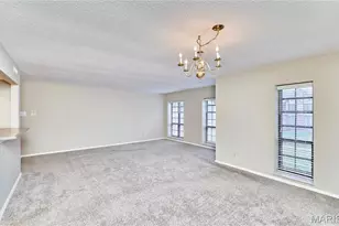 927 Claytonbrook Dr, Ballwin, MO 63011 - Photo 28