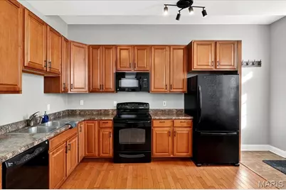 2844 Pennsylvania Avenue, Saint Louis, MO 63118 - Photo 10