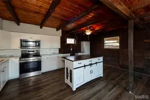 234 S Melody Dr, Leslie, MO 63056 - Photo 8