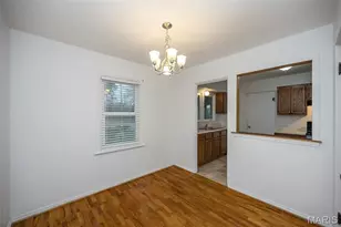 1666 Crabapple Ln, Saint Louis, MO 63119 - Photo 10