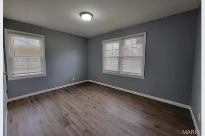5636 Sapphire Avenue, Saint Louis, MO 63136 - Photo 8