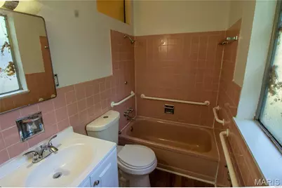 1018 Wylin Court, Saint Louis, MO 63135 - Photo 10