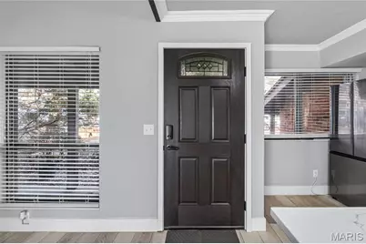 1042 Humber Circle, Saint Louis, MO 63129 - Photo 4