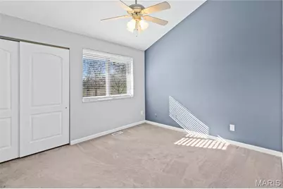1042 Humber Circle, Saint Louis, MO 63129 - Photo 20