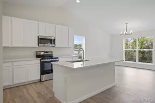 1019 Westhaven Blvd, Wentzville, MO 63385 - Photo 8