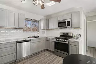 1663 Maldon Ln, Saint Louis, MO 63136 - Photo 8