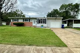 660 Crabapple Ln, Florissant, MO 63031 - Photo 1